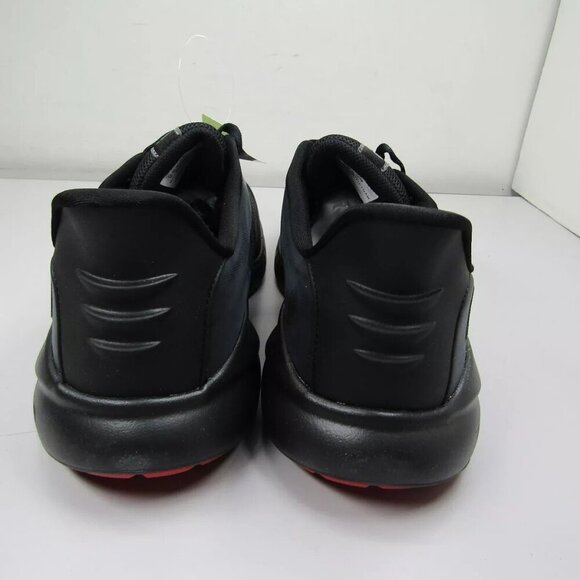 Athletic_Shoes